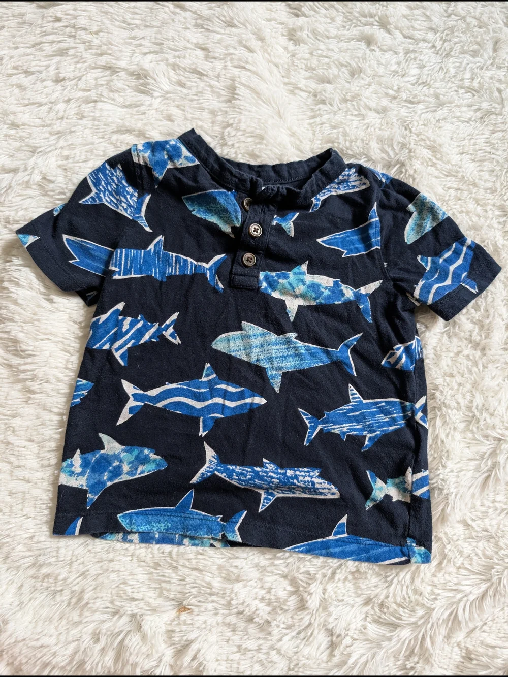 Old Navy 100% Cotton Navy Blue Shark Henley Short Sleeve Tshirt Size 2T
